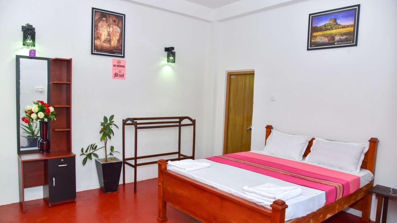 Smashing Inn Dambulla Exterior photo